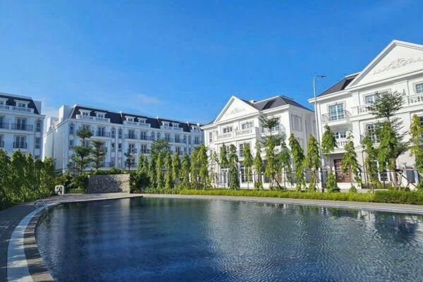 Bán căn LK view trực diện công viên, hướng Đông Nam